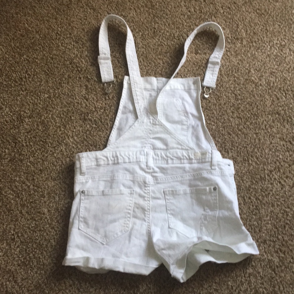 White overalls - Picture 2 of 2